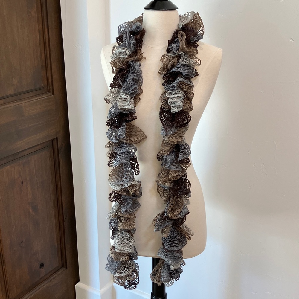 New Elegant hand knitted Multi colored Ruffled Scarf silver crochet